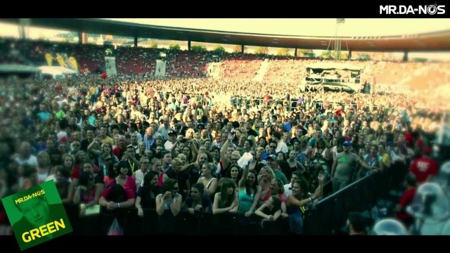 Mr.Da-Nos live @ Robbie Williams Concert Zurich Letzigrund (Official Video HD)